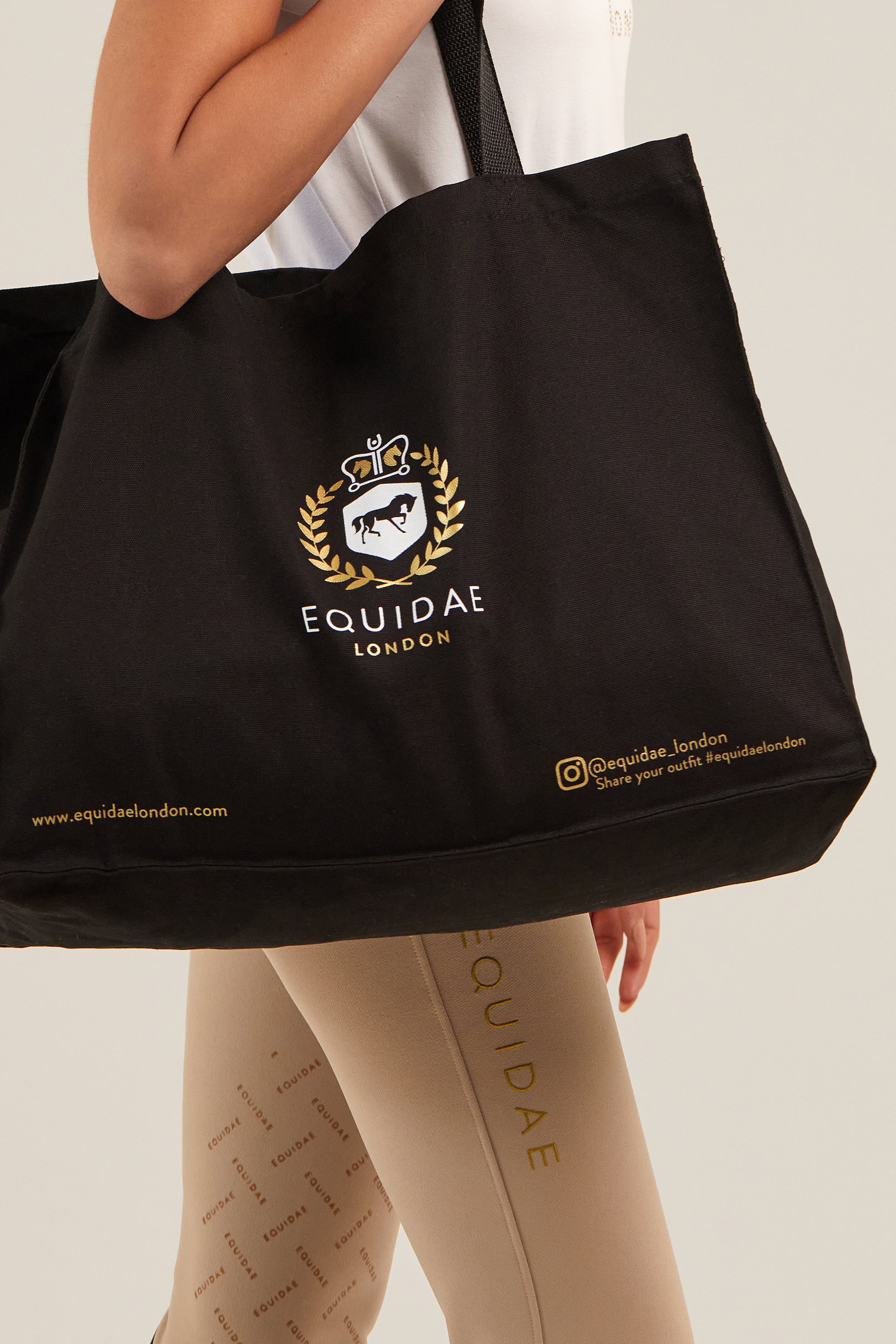 HAIR Black Canvas XL Bag – Lola & Co. Boutique